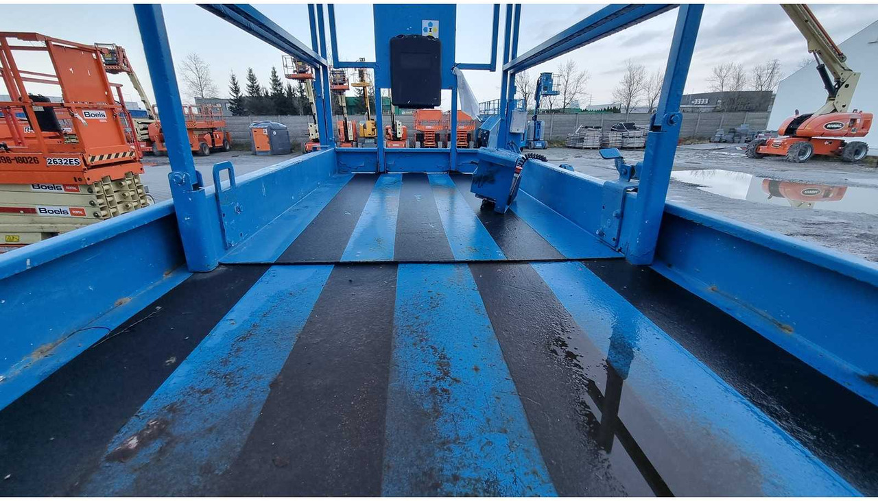 Podnośnik koszowy 2015 GENIE GS 4047 AERIAL WORK PLATFORMS (ESN14015016): zdjęcie 16