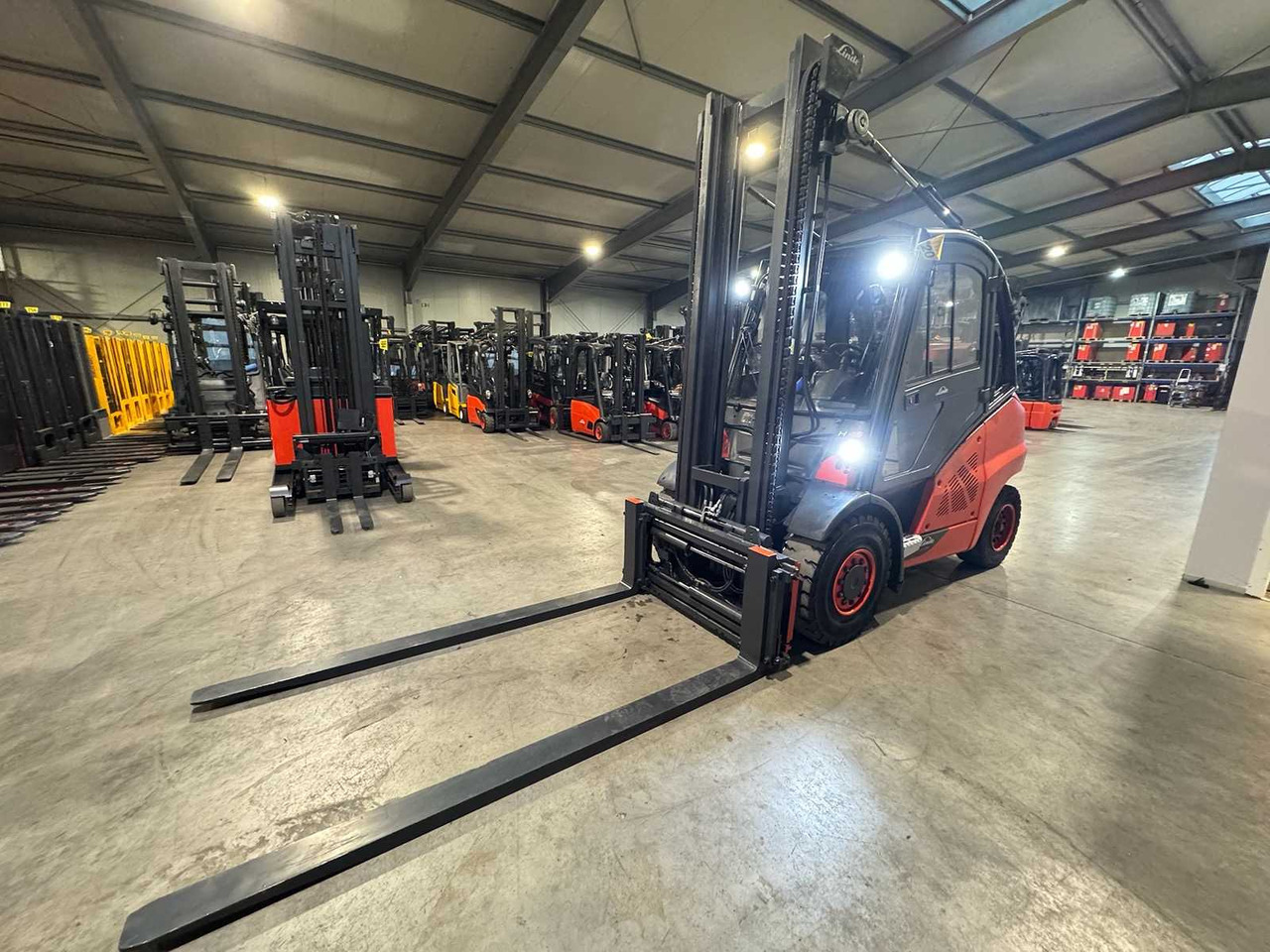 2016 SERVICE + UVV 11/2026 LINDE H45T 4.500KG 3.+4. VALVE FORK ADJUSTER GAS FORKLIFT FORKLIFT AC KLIMA H50 - Wózek widłowy: zdjęcie 2 2016 SERVICE + UVV 11/2026 LINDE H45T 4.500KG 3.+4. VALVE FORK ADJUSTER GAS FORKLIFT FORKLIFT AC KLIMA H50 - Wózek widłowy: zdjęcie 2