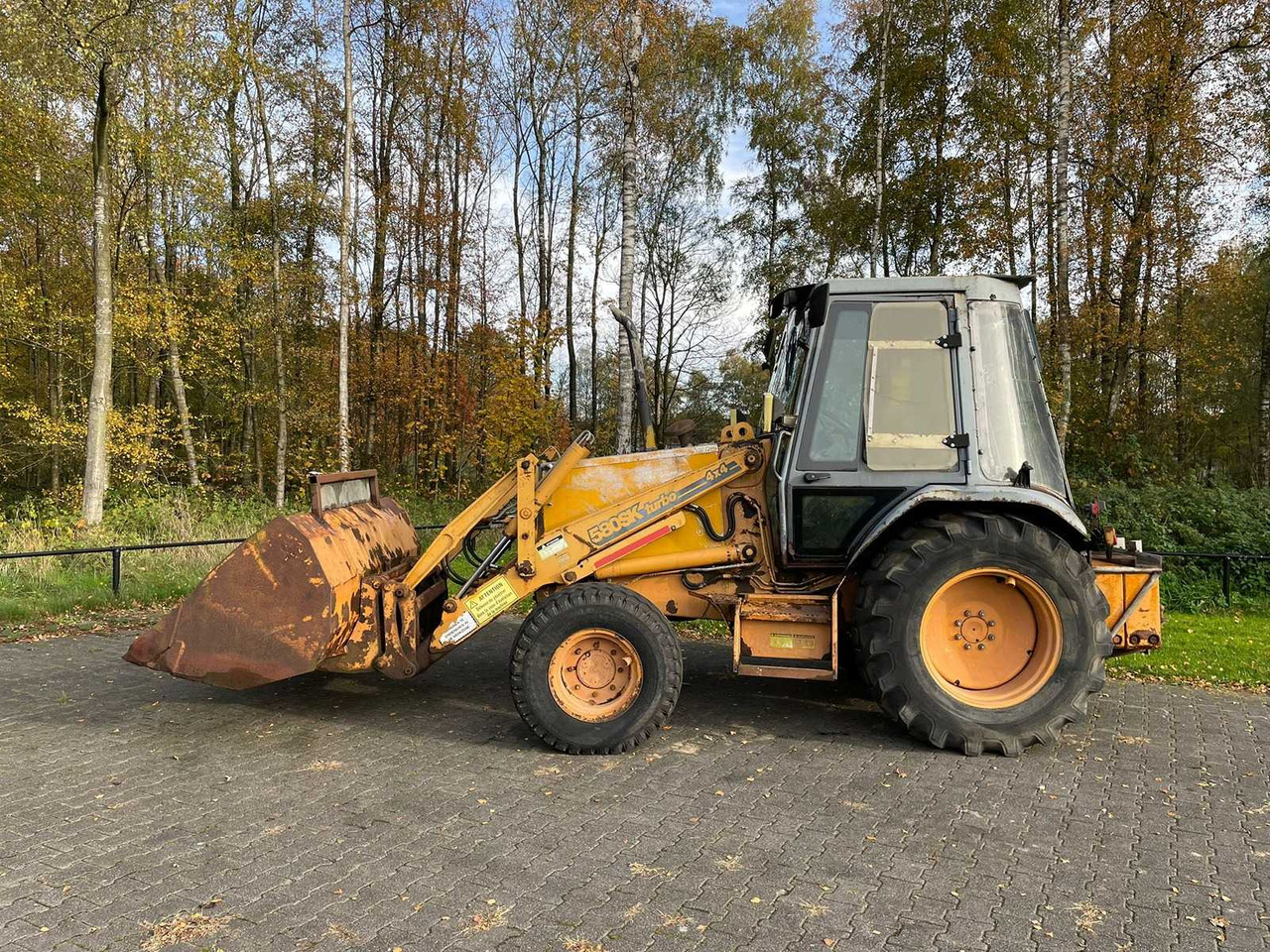 CASE - 1995 - 580 SK TURBO - BACKHOE LOADER - Koparko-ładowarka: zdjęcie 3 CASE - 1995 - 580 SK TURBO - BACKHOE LOADER - Koparko-ładowarka: zdjęcie 3