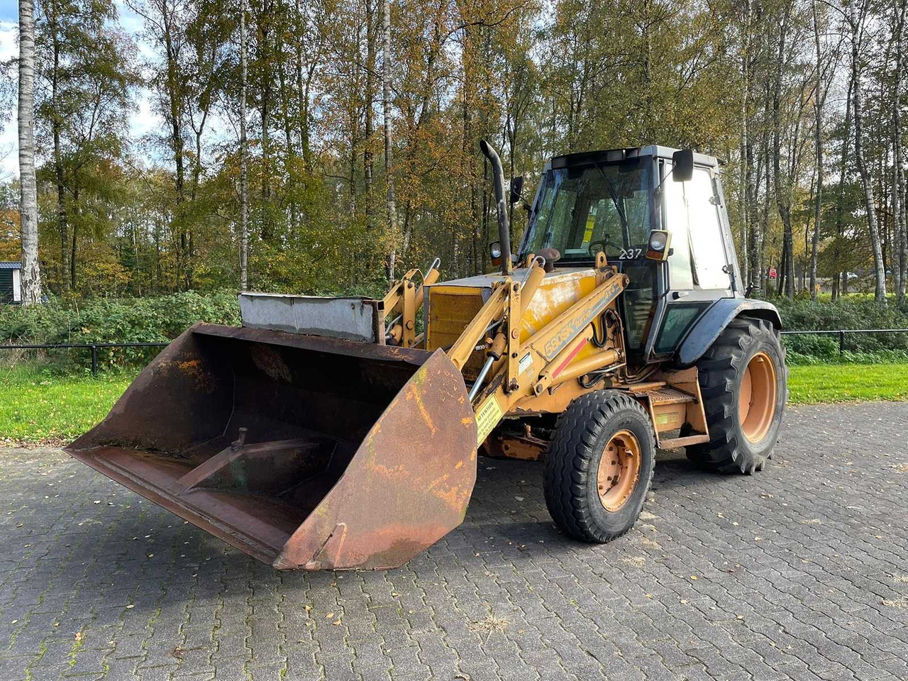 CASE - 1995 - 580 SK TURBO - BACKHOE LOADER - Koparko-ładowarka: zdjęcie 1 CASE - 1995 - 580 SK TURBO - BACKHOE LOADER - Koparko-ładowarka: zdjęcie 1