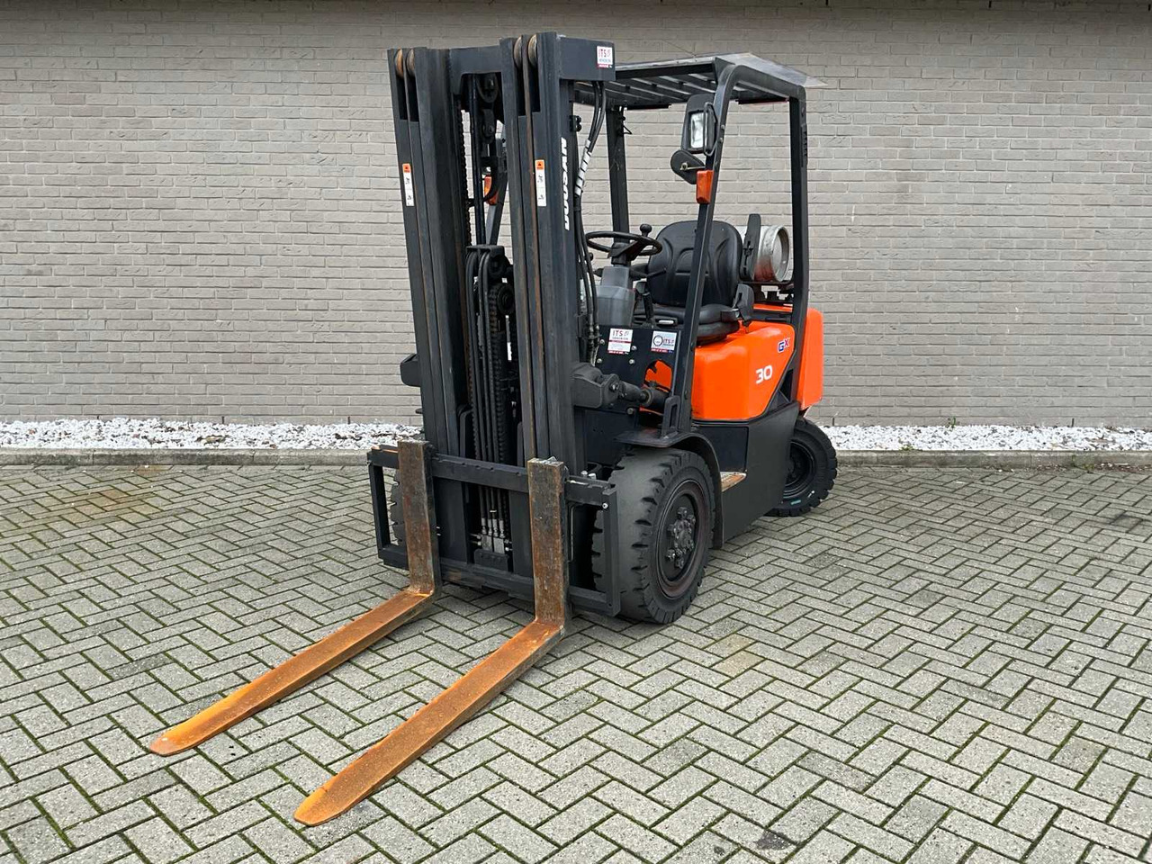 DOOSAN - G30GX - FORKLIFT - Wózek widłowy: zdjęcie 1 DOOSAN - G30GX - FORKLIFT - Wózek widłowy: zdjęcie 1