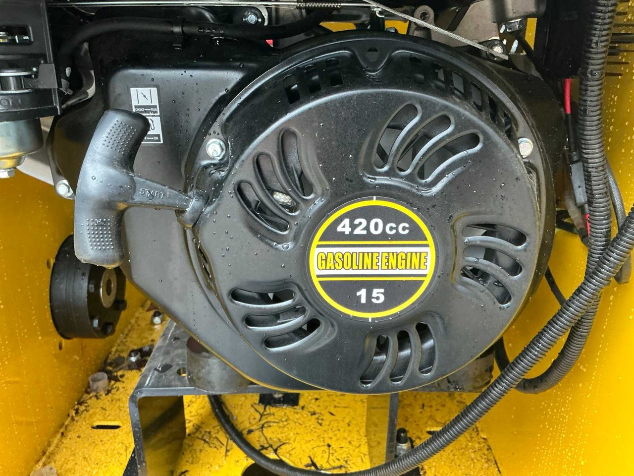 Miniładowarka gąsienicowa JL LRT360 MINI LOADER / SKID STEER LOADER ON TRACKS: zdjęcie 23 Miniładowarka gąsienicowa JL LRT360 MINI LOADER / SKID STEER LOADER ON TRACKS: zdjęcie 23