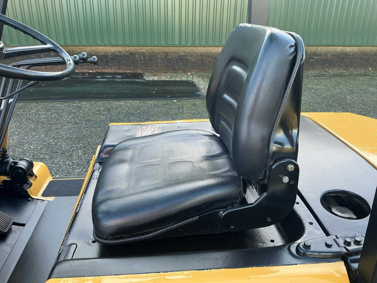 Wózek widłowy KOMATSU FD25-8 FORKLIFT: zdjęcie 16 Wózek widłowy KOMATSU FD25-8 FORKLIFT: zdjęcie 16