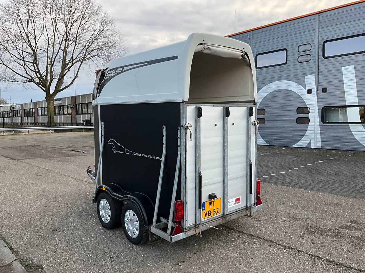 2006 ATEC STARLINE HORSE TRAILER WT-VB-52 - Przyczepa: zdjęcie 3 2006 ATEC STARLINE HORSE TRAILER WT-VB-52 - Przyczepa: zdjęcie 3