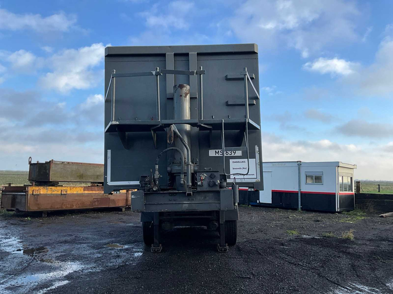 2007 ATM OKA 17/27 SLIPTRAILER - Samochód ciężarowy: zdjęcie 3 2007 ATM OKA 17/27 SLIPTRAILER - Samochód ciężarowy: zdjęcie 3