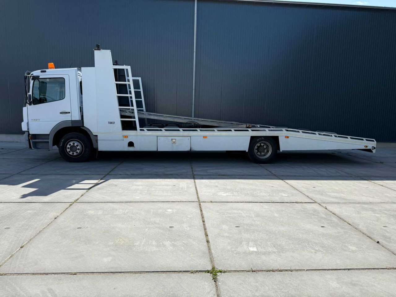 MERCEDES-BENZ - TIJHOF CAR TRANSPORTER - ATEGO 1223 - TRUCK - 2007 - Samochód ciężarowy: zdjęcie 2 MERCEDES-BENZ - TIJHOF CAR TRANSPORTER - ATEGO 1223 - TRUCK - 2007 - Samochód ciężarowy: zdjęcie 2