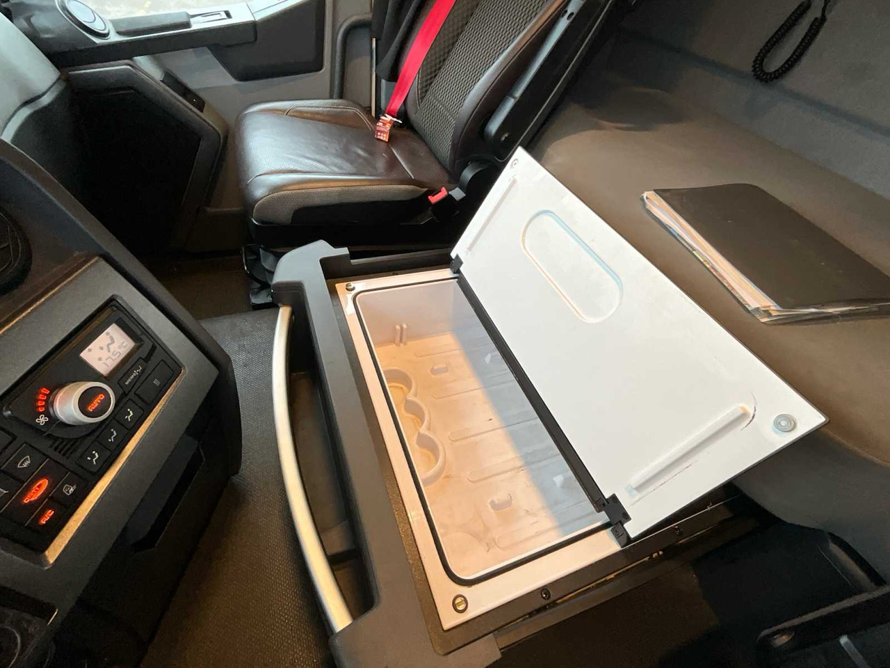 Samochód ciężarowy RENAULT T480 COMFORT TRUCK: zdjęcie 19 Samochód ciężarowy RENAULT T480 COMFORT TRUCK: zdjęcie 19