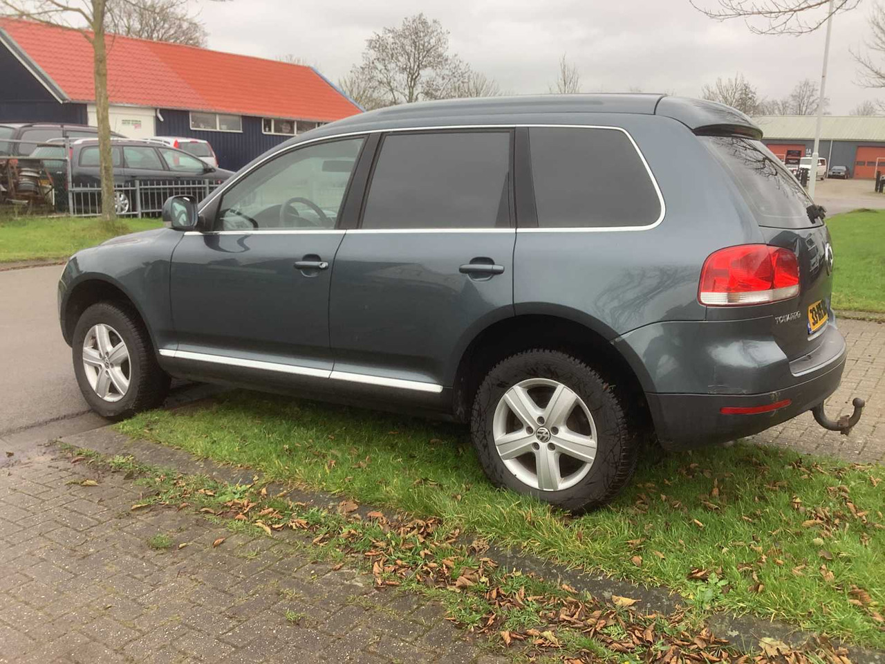 2005 VOLKSWAGEN TOUAREG 2.5 TDI COMMERCIAL VEHICLE - Samochód dostawczy: zdjęcie 4 2005 VOLKSWAGEN TOUAREG 2.5 TDI COMMERCIAL VEHICLE - Samochód dostawczy: zdjęcie 4