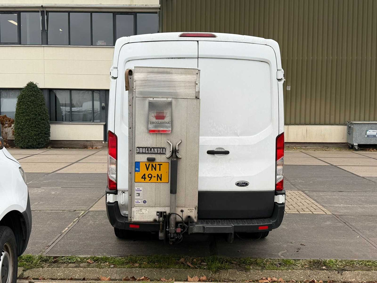 FORD TRANSIT 330 2.0 TDCI L3H3 TREND DHOLLANDIA TAIL LIFT | VNT-49-N - Samochód dostawczy: zdjęcie 2 FORD TRANSIT 330 2.0 TDCI L3H3 TREND DHOLLANDIA TAIL LIFT | VNT-49-N - Samochód dostawczy: zdjęcie 2