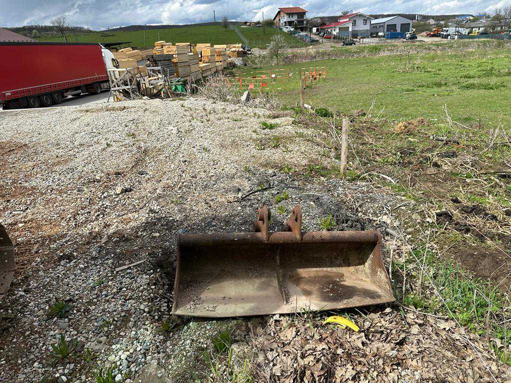 TRACKED EXCAVATOR - Koparka: zdjęcie 3 TRACKED EXCAVATOR - Koparka: zdjęcie 3