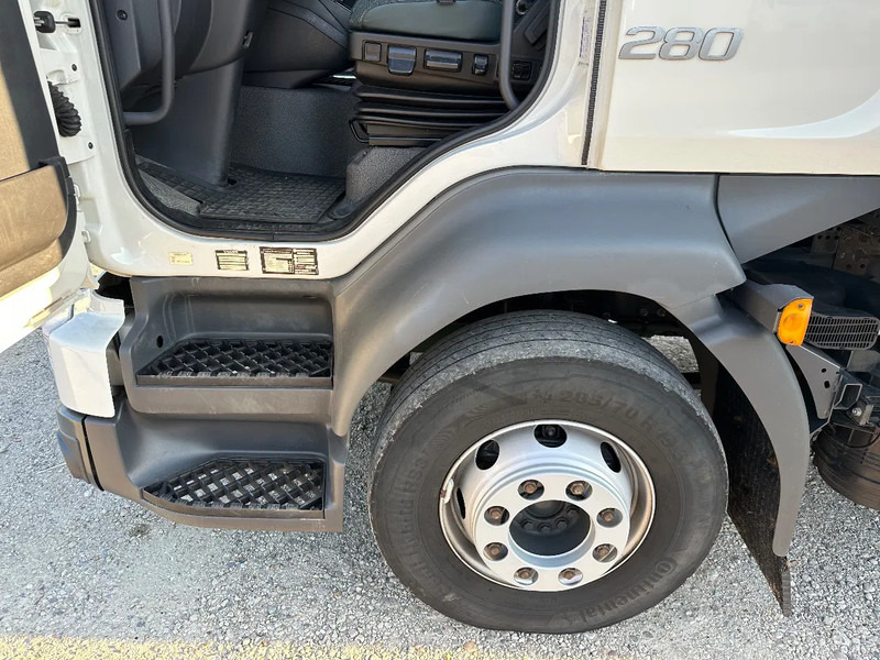Volvo FL FL280.16 EURO6. 2022. , OPRIJWAGEN. NIEUWE OPBOUW! - Samochód ciężarowe pod zabudowę: zdjęcie 5 Volvo FL FL280.16 EURO6. 2022. , OPRIJWAGEN. NIEUWE OPBOUW! - Samochód ciężarowe pod zabudowę: zdjęcie 5