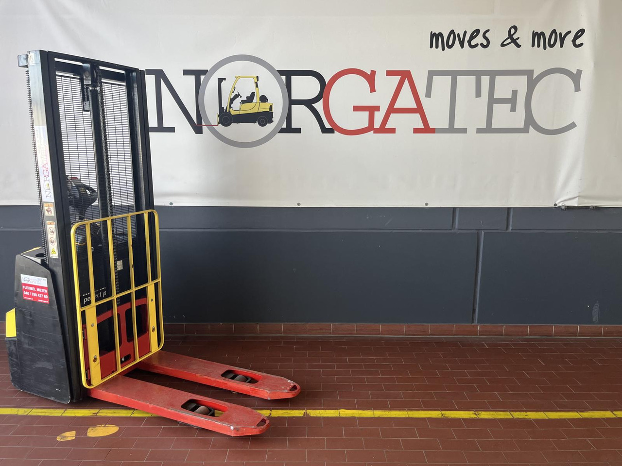 Hyster S 1.0 E - Wózek wys. podnoszenia: zdjęcie 1 Hyster S 1.0 E - Wózek wys. podnoszenia: zdjęcie 1