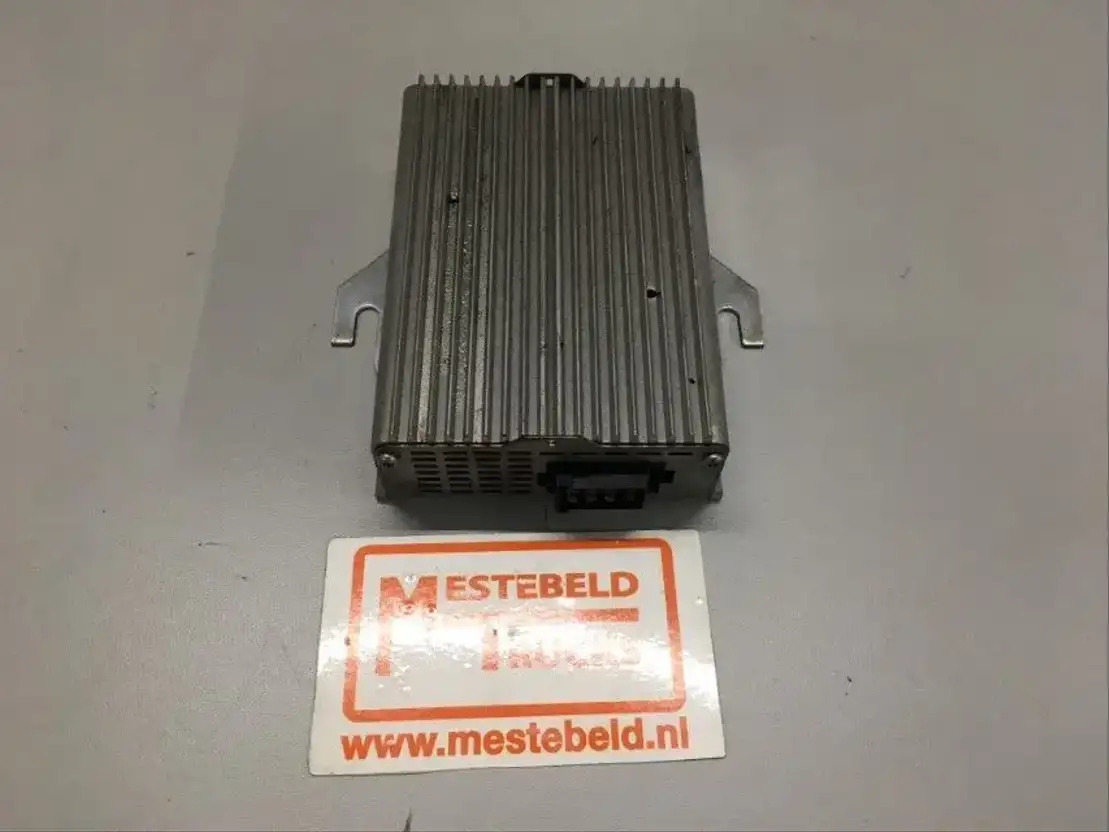 Volvo Omvormer 24V/14V - Układ elektryczny do Samochodów ciężarowych: zdjęcie 1 Volvo Omvormer 24V/14V - Układ elektryczny do Samochodów ciężarowych: zdjęcie 1