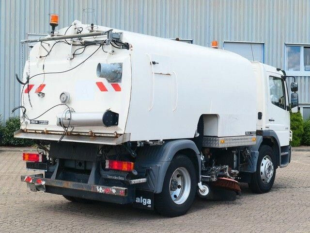 Mercedes-Benz 1518 LKO Atego 4x2, Kobit-Aufbau, 8m³,Wassertank - Zamiatarka uliczna: zdjęcie 3 Mercedes-Benz 1518 LKO Atego 4x2, Kobit-Aufbau, 8m³,Wassertank - Zamiatarka uliczna: zdjęcie 3