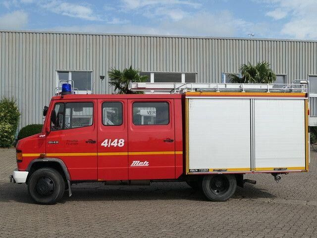 Mercedes-Benz 814 D/Feuerwehr/Metz/Wassertank/Pumpe - Samochód pożarniczy: zdjęcie 5 Mercedes-Benz 814 D/Feuerwehr/Metz/Wassertank/Pumpe - Samochód pożarniczy: zdjęcie 5