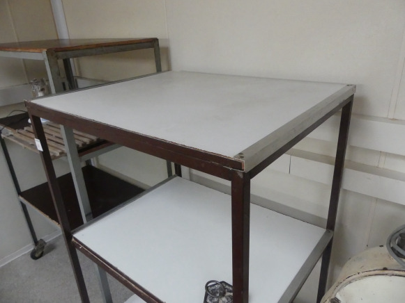 2 Chariots à roulettes 3 niveaux - Wyposażenie piekarni: zdjęcie 3 2 Chariots à roulettes 3 niveaux - Wyposażenie piekarni: zdjęcie 3