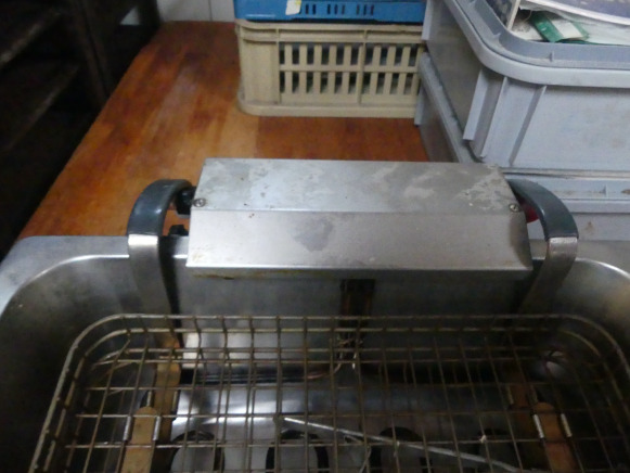 Friteuse à boule de Berlin Pelion, Allongeuse à pistolet marque et modèle illisible - Wyposażenie piekarni: zdjęcie 5 Friteuse à boule de Berlin Pelion, Allongeuse à pistolet marque et modèle illisible - Wyposażenie piekarni: zdjęcie 5