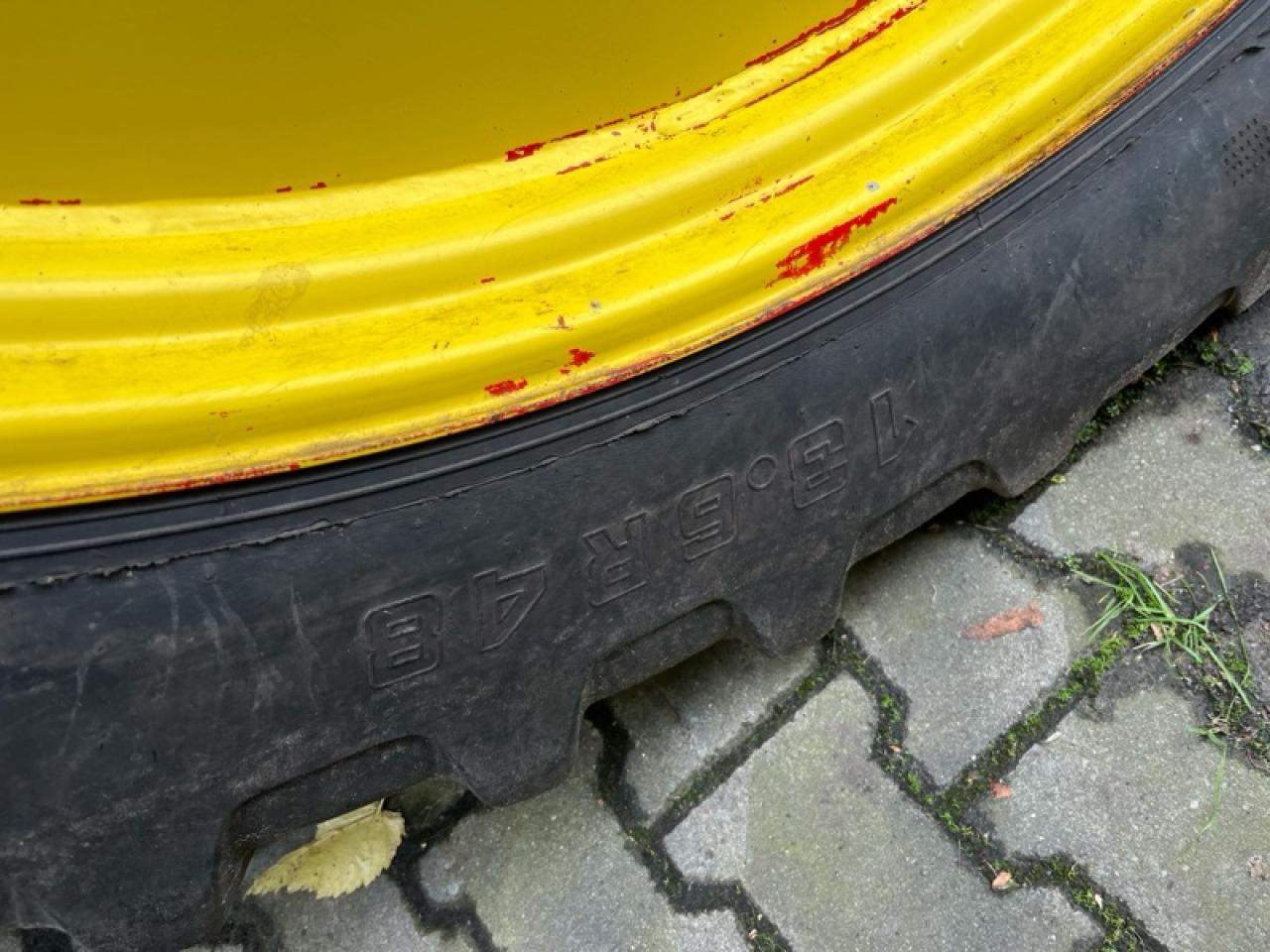 Alliance 13.6R48 inkl. KN Kupplung - Opona do Maszyn rolniczych: zdjęcie 4 Alliance 13.6R48 inkl. KN Kupplung - Opona do Maszyn rolniczych: zdjęcie 4