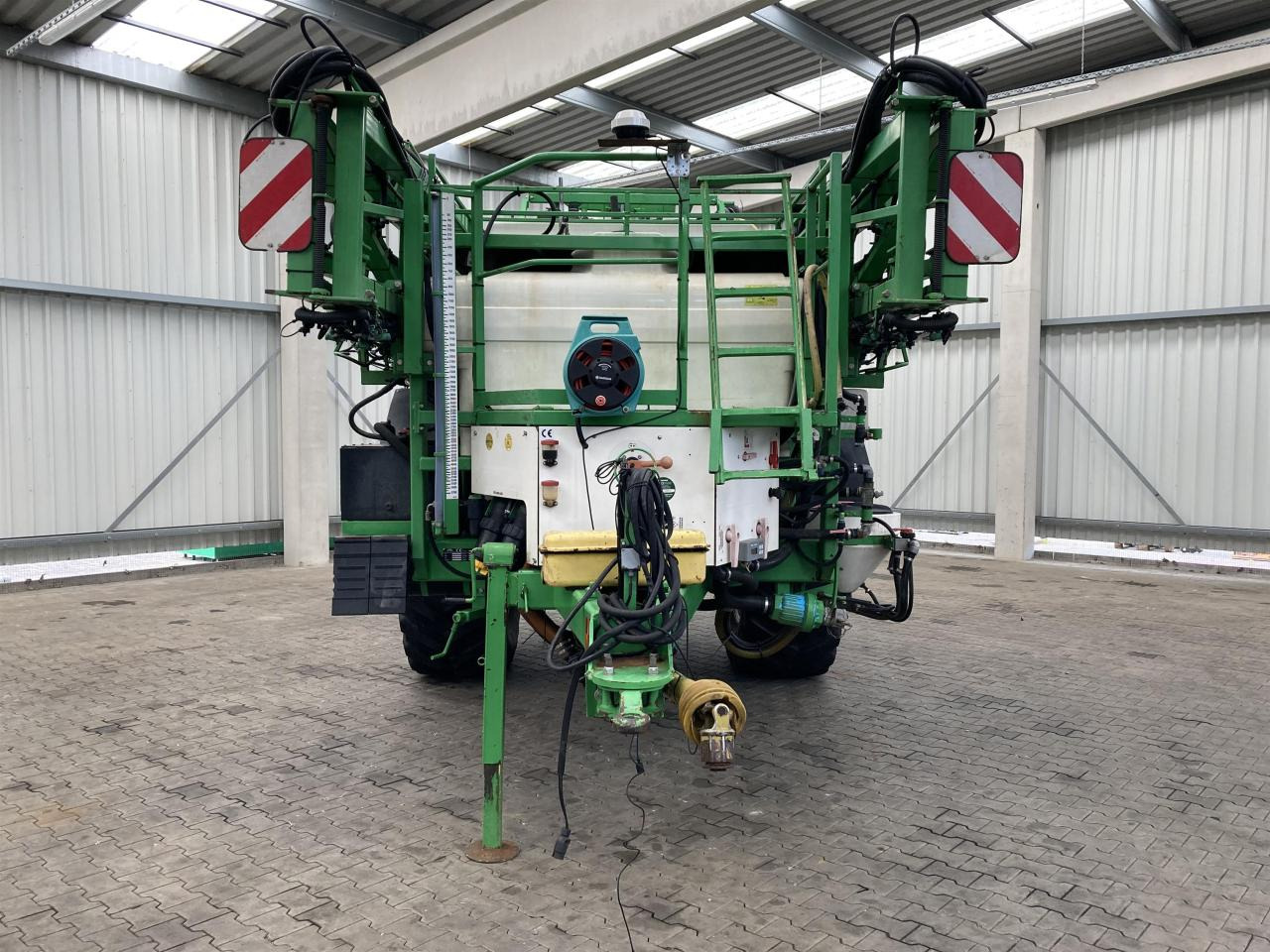 CHD F 5239 A - Opryskiwacz przyczepiany: zdjęcie 2 CHD F 5239 A - Opryskiwacz przyczepiany: zdjęcie 2