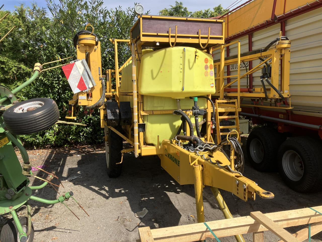 Dubex Junior 2500-27 - Opryskiwacz przyczepiany: zdjęcie 2 Dubex Junior 2500-27 - Opryskiwacz przyczepiany: zdjęcie 2