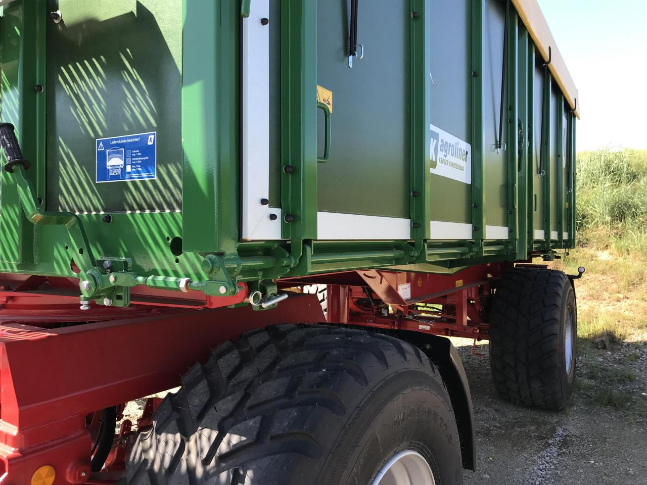 Kröger HKD 302 - Przyczepa wywrotka: zdjęcie 2 Kröger HKD 302 - Przyczepa wywrotka: zdjęcie 2