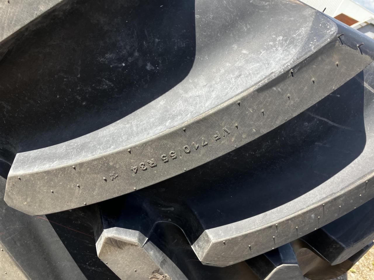 Michelin 710/55R34 VF - Opona do Maszyn rolniczych: zdjęcie 3 Michelin 710/55R34 VF - Opona do Maszyn rolniczych: zdjęcie 3