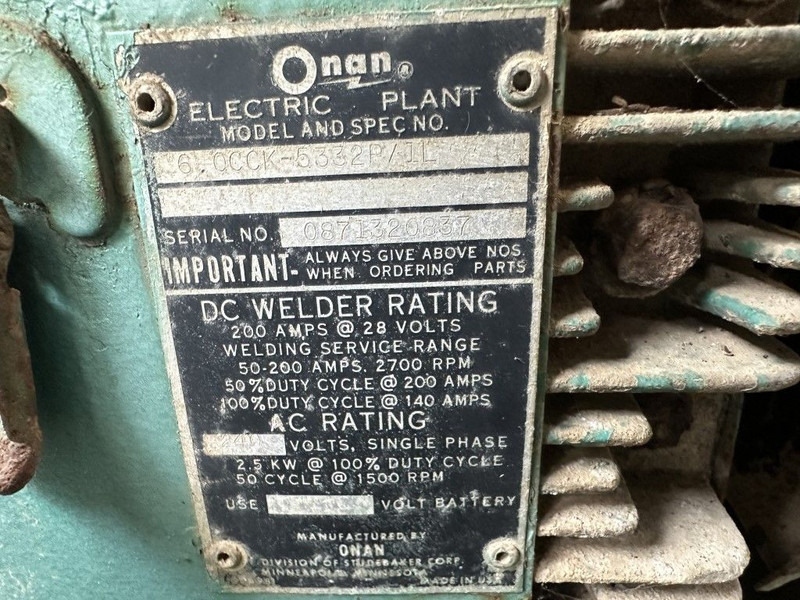 GENERATOR Onan Portaweld 200 Las generator Welding generator 200 Amp Benzine Petrol - Generator budowlany: zdjęcie 3 GENERATOR Onan Portaweld 200 Las generator Welding generator 200 Amp Benzine Petrol - Generator budowlany: zdjęcie 3