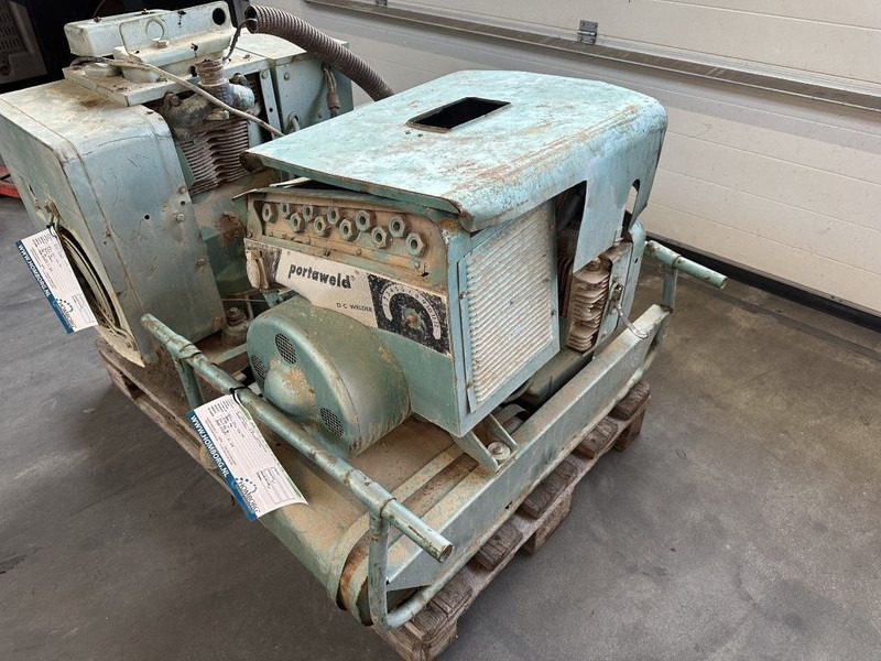GENERATOR Onan Portaweld 200 Las generator Welding generator 200 Amp Benzine Petrol - Generator budowlany: zdjęcie 4 GENERATOR Onan Portaweld 200 Las generator Welding generator 200 Amp Benzine Petrol - Generator budowlany: zdjęcie 4