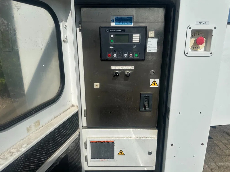 Iveco FPT NEF45 SM1A.A004 Stamford 60 kVA Silent Rental generatorset - Generator budowlany: zdjęcie 4 Iveco FPT NEF45 SM1A.A004 Stamford 60 kVA Silent Rental generatorset - Generator budowlany: zdjęcie 4