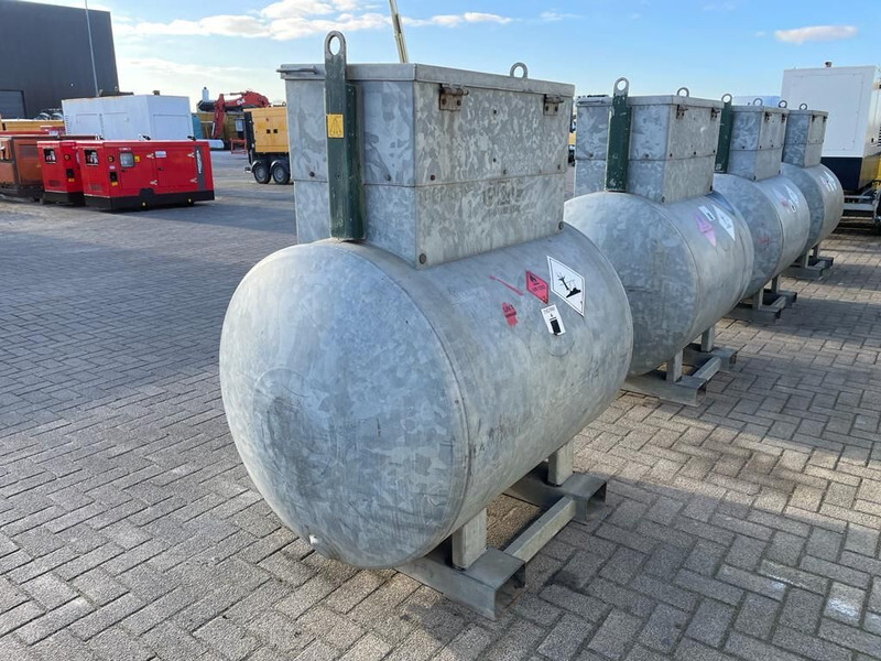 Dieseltank Rietberg 1000 liter Dieseltank Gegalvaniseerd IBC - Zbiornik magazynowy: zdjęcie 4 Dieseltank Rietberg 1000 liter Dieseltank Gegalvaniseerd IBC - Zbiornik magazynowy: zdjęcie 4