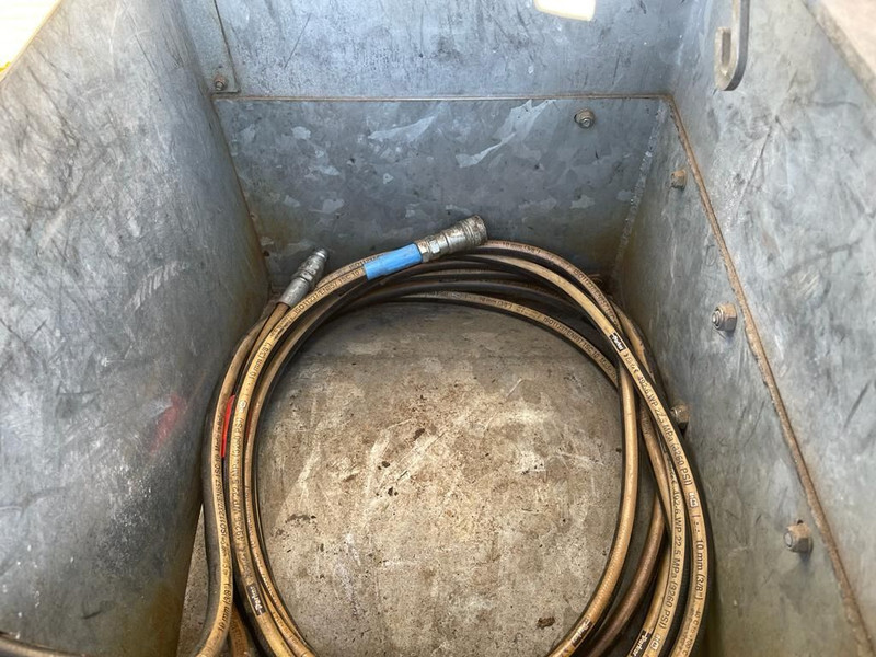 Zbiornik magazynowy dieseltank Rietberg 1000 liter Dieseltank Gegalvaniseerd IBC met keuring !: zdjęcie 16 Zbiornik magazynowy dieseltank Rietberg 1000 liter Dieseltank Gegalvaniseerd IBC met keuring !: zdjęcie 16