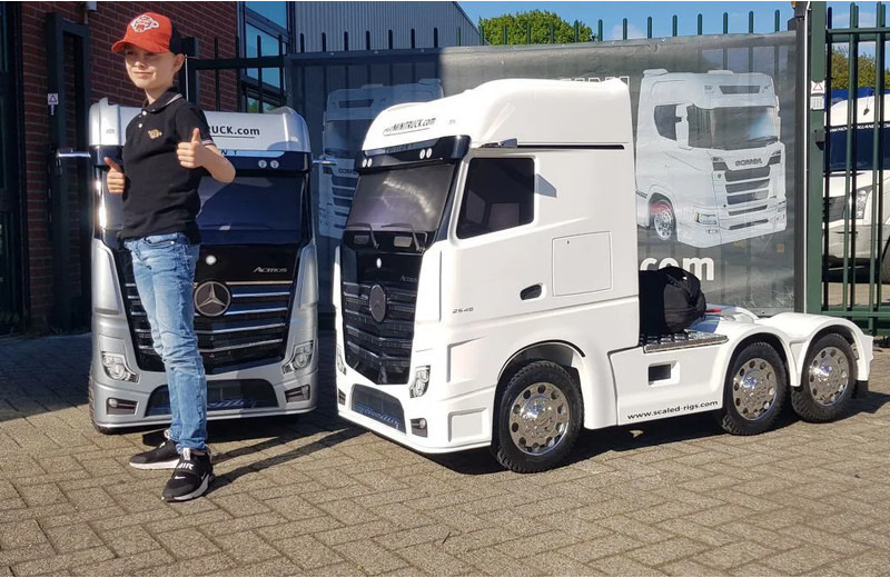 Scania 770ST V8 NGS SCANIA S770 - Ciągnik siodłowy: zdjęcie 2 Scania 770ST V8 NGS SCANIA S770 - Ciągnik siodłowy: zdjęcie 2