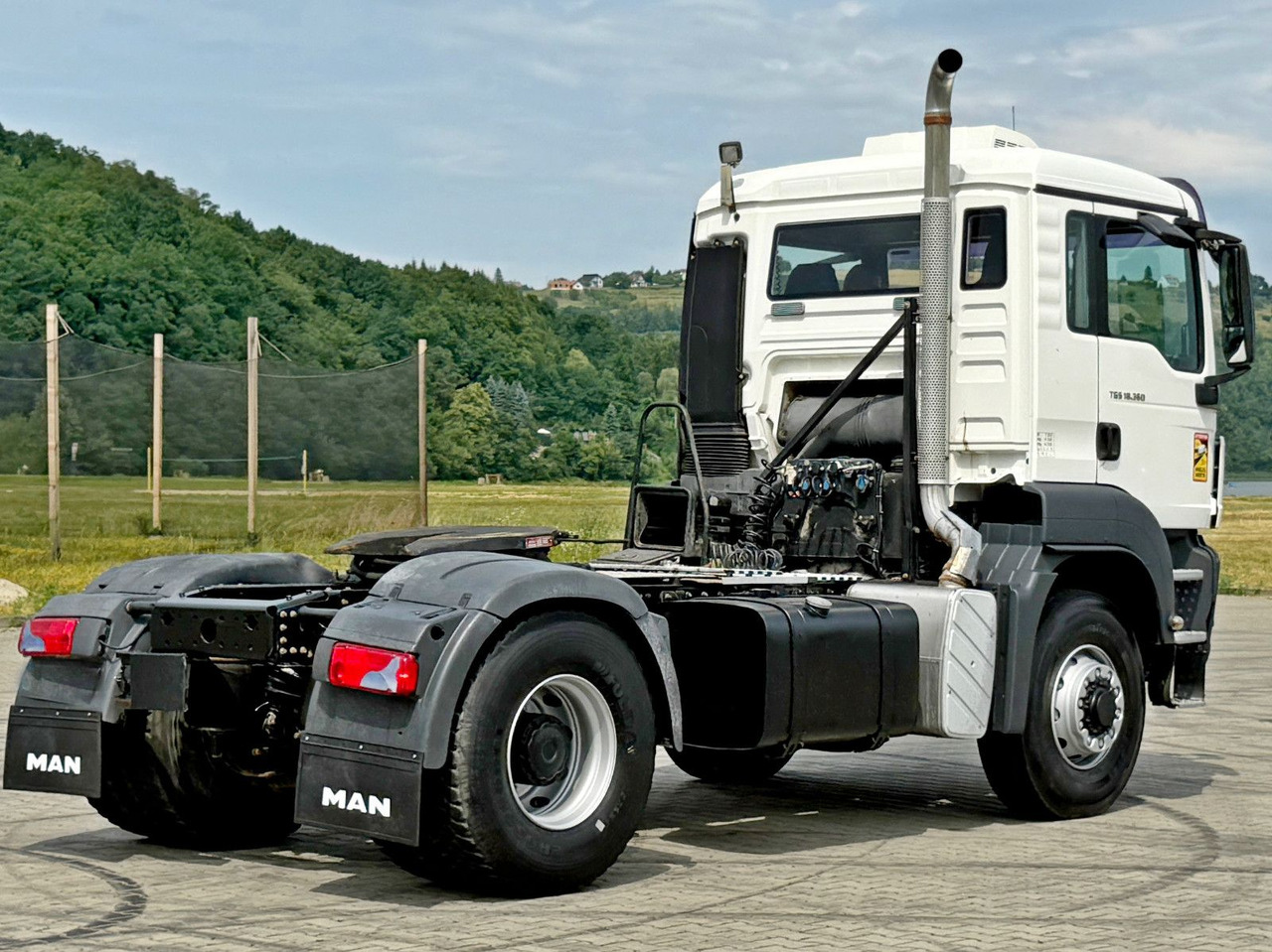 MAN TGS 18.360 * Sattelzugmaschine * 4x4 * TOP - Ciągnik siodłowy: zdjęcie 4 MAN TGS 18.360 * Sattelzugmaschine * 4x4 * TOP - Ciągnik siodłowy: zdjęcie 4