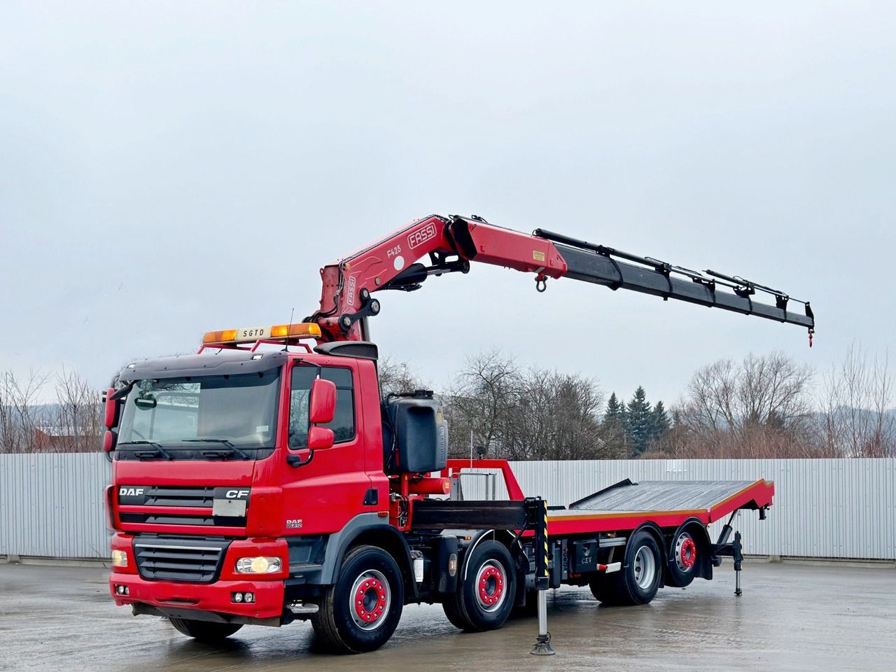 DAF 85.510*ABSCHLEPPWAGEN 8,00m+ FASSI F4 A.2.26 - Autolaweta: zdjęcie 4 DAF 85.510*ABSCHLEPPWAGEN 8,00m+ FASSI F4 A.2.26 - Autolaweta: zdjęcie 4