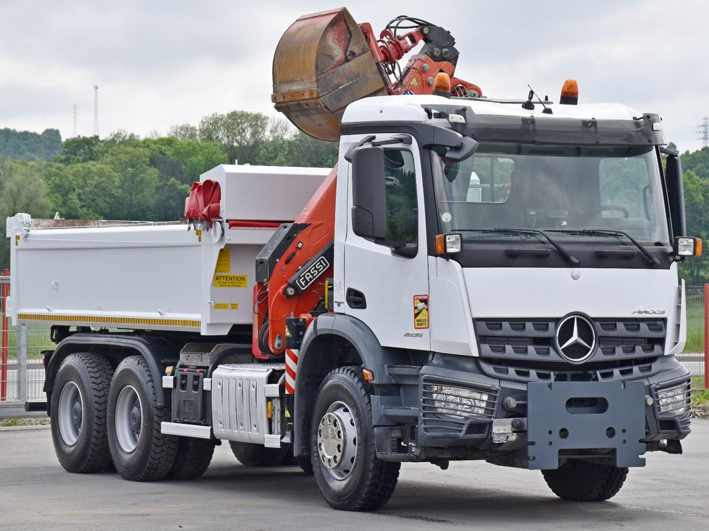 Mercedes-Benz AROCS 2635* FASSI F165AZ.0.22 + FUNK * 6x4 Mercedes-Benz AROCS 2635* FASSI F165AZ.0.22 + FUNK * 6x4 - Samochod ciężarowy z HDS, Wywrotka: zdjęcie 4 Mercedes-Benz AROCS 2635* FASSI F165AZ.0.22 + FUNK * 6x4 Mercedes-Benz AROCS 2635* FASSI F165AZ.0.22 + FUNK * 6x4 - Samochod ciężarowy z HDS, Wywrotka: zdjęcie 4