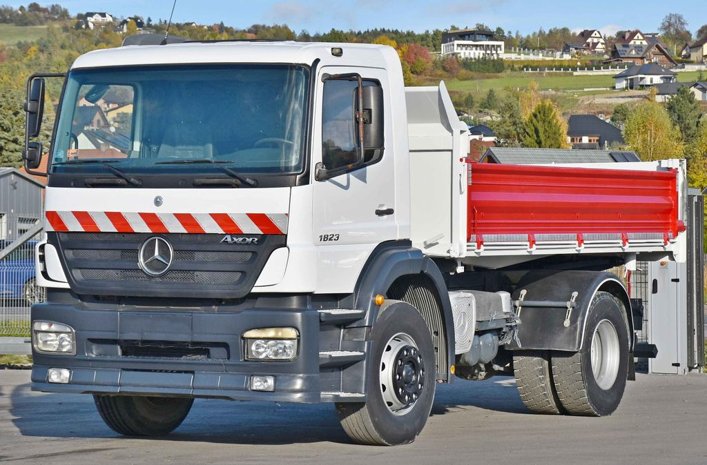 Mercedes-Benz AXOR 1823 * KIPPER 4,45 m * TOPZUSTAND Mercedes-Benz AXOR 1823 * KIPPER 4,45 m * TOPZUSTAND - Wywrotka, Samochod ciężarowy z HDS: zdjęcie 5 Mercedes-Benz AXOR 1823 * KIPPER 4,45 m * TOPZUSTAND Mercedes-Benz AXOR 1823 * KIPPER 4,45 m * TOPZUSTAND - Wywrotka, Samochod ciężarowy z HDS: zdjęcie 5