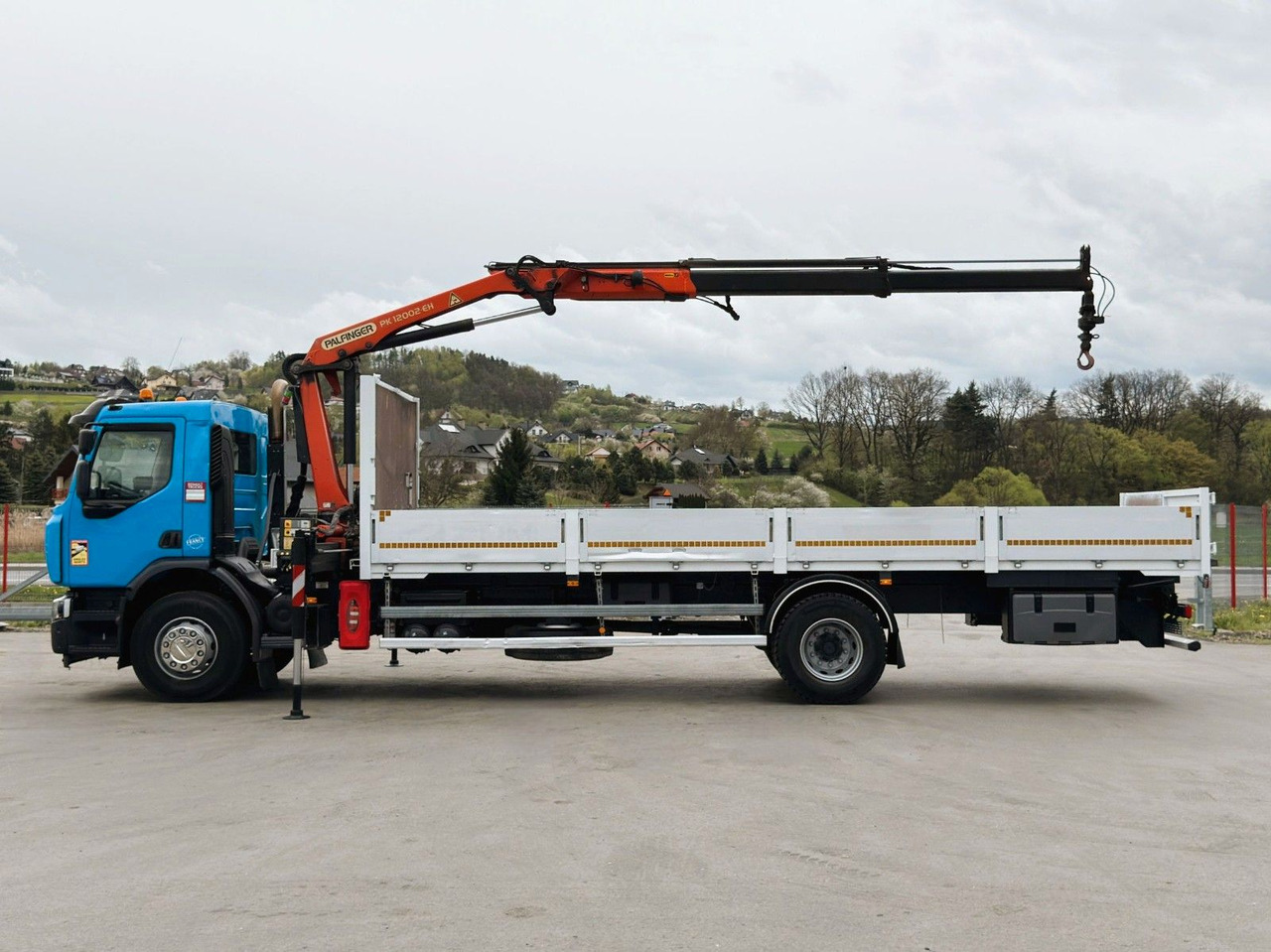 Renault C 320 * PK 12002 EH A + FUNK * TOPZUSTAND - Samochod ciężarowy z HDS: zdjęcie 4 Renault C 320 * PK 12002 EH A + FUNK * TOPZUSTAND - Samochod ciężarowy z HDS: zdjęcie 4