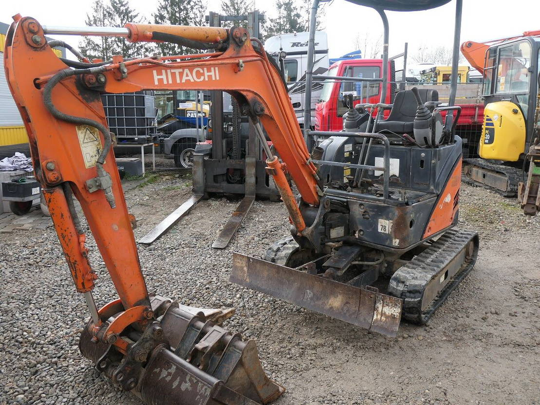 Hitachi ZX17 U-2 - Minikoparka: zdjęcie 4 Hitachi ZX17 U-2 - Minikoparka: zdjęcie 4