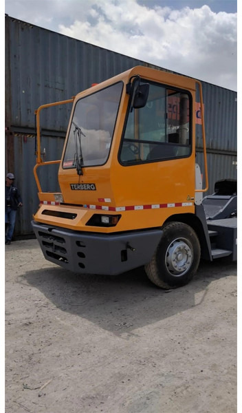 Wózek terminalowy Terberg YT182: zdjęcie 7 Wózek terminalowy Terberg YT182: zdjęcie 7