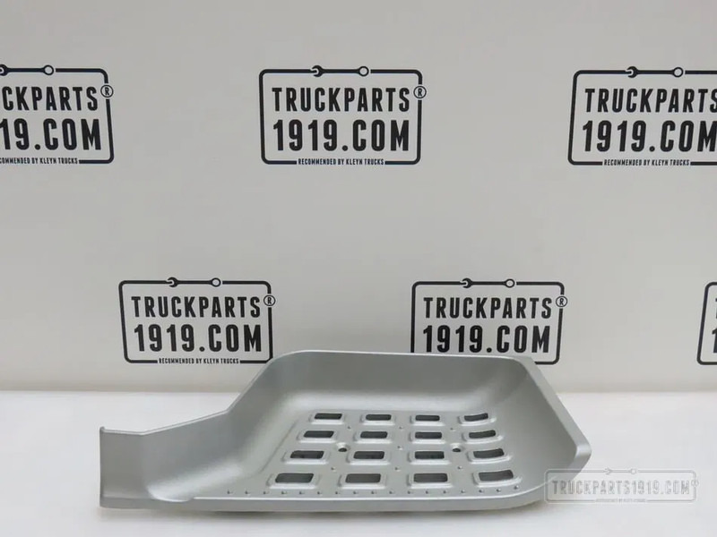 DAF 1945872 Opstap trede Re. DAF XF - Nadwozie i zewnętrzne elementy do Samochodów ciężarowych: zdjęcie 1 DAF 1945872 Opstap trede Re. DAF XF - Nadwozie i zewnętrzne elementy do Samochodów ciężarowych: zdjęcie 1