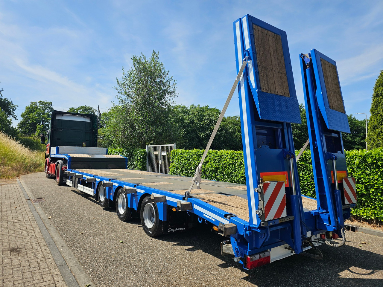 Kässbohrer LB3E With Hydraulic Flip Ramps - Naczepa niskopodwoziowa: zdjęcie 2 Kässbohrer LB3E With Hydraulic Flip Ramps - Naczepa niskopodwoziowa: zdjęcie 2