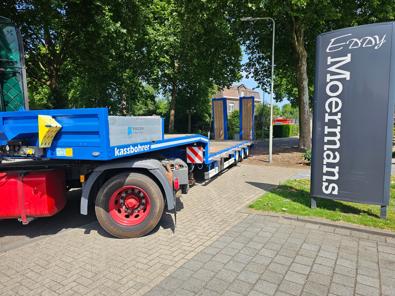 Kässbohrer LB3E With Hydraulic Flip Ramps - Naczepa niskopodwoziowa: zdjęcie 1 Kässbohrer LB3E With Hydraulic Flip Ramps - Naczepa niskopodwoziowa: zdjęcie 1