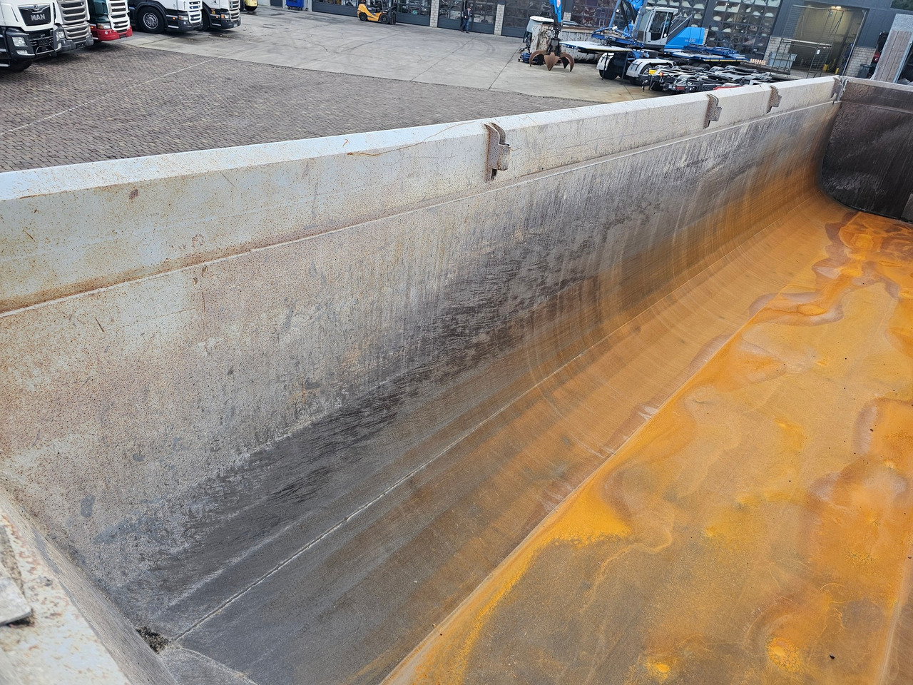 Naczepa wywrotka Schmitz SGF*S3 Rounded Body: zdjęcie 13