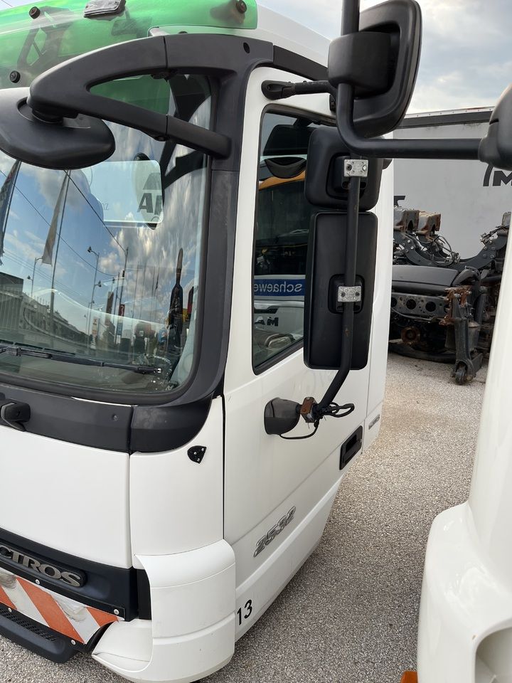 SHORT CAB ACTROS MP2 RHD - Kabina i wnętrze do Samochodów ciężarowych: zdjęcie 5 SHORT CAB ACTROS MP2 RHD - Kabina i wnętrze do Samochodów ciężarowych: zdjęcie 5