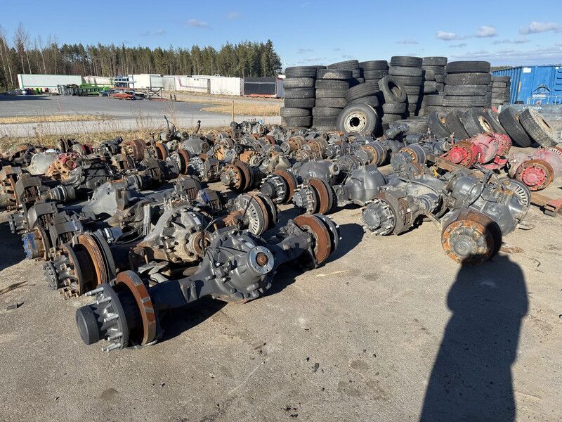 Volvo RTS2370A RSS1125 RTH2610F RTH3312 RTH3815 MD15 CTEV87 - Tylny most: zdjęcie 1 Volvo RTS2370A RSS1125 RTH2610F RTH3312 RTH3815 MD15 CTEV87 - Tylny most: zdjęcie 1