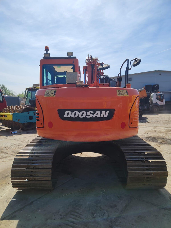 DOOSAN DX140LCR-3 - Koparka gąsienicowa: zdjęcie 5 DOOSAN DX140LCR-3 - Koparka gąsienicowa: zdjęcie 5
