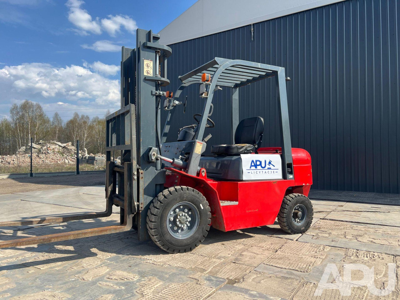 Plus Power VTDD-25 - Wózek widłowy: zdjęcie 3 Plus Power VTDD-25 - Wózek widłowy: zdjęcie 3