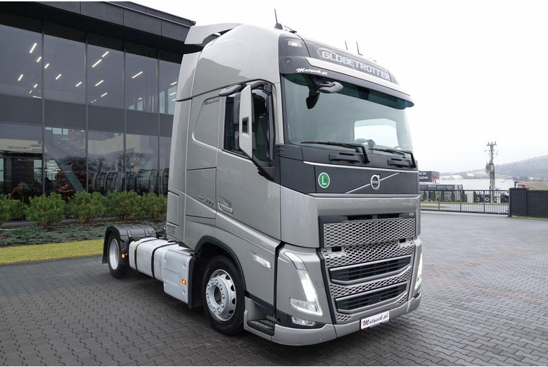 Volvo FH 500 / XXL / I-SAVE / LOWDECK / MEGA / I-PARK COOL / PO ZŁOT - Ciągnik siodłowy: zdjęcie 3 Volvo FH 500 / XXL / I-SAVE / LOWDECK / MEGA / I-PARK COOL / PO ZŁOT - Ciągnik siodłowy: zdjęcie 3