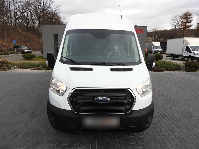 Ford TRANSIT FURGON BRYGADÓWKA 6 MIEJSC TEMPOMAT KLIMATYZACJA 185KM - Minibus, Mikrobus: zdjęcie 5 Ford TRANSIT FURGON BRYGADÓWKA 6 MIEJSC TEMPOMAT KLIMATYZACJA 185KM - Minibus, Mikrobus: zdjęcie 5