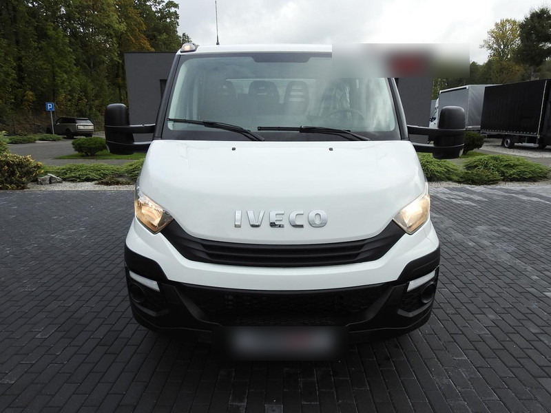 Iveco DAILY 35S15 SKRZYNIA PODWÓJNA KABINA DOKA 7 MIEJSC KLIMATYZACJA - Samochód dostawczy skrzyniowy: zdjęcie 5 Iveco DAILY 35S15 SKRZYNIA PODWÓJNA KABINA DOKA 7 MIEJSC KLIMATYZACJA - Samochód dostawczy skrzyniowy: zdjęcie 5